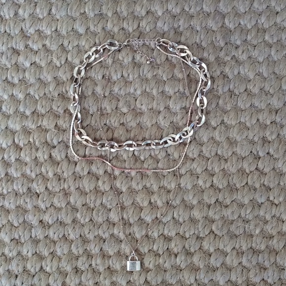 NWT Gold Triple Layer Necklace with Locket Charm - Picture 1 of 2